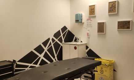 Cire Alex : Barbier à Saussay