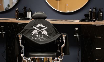 Ali Signatur cut: Kosmetikstudio in Kassel