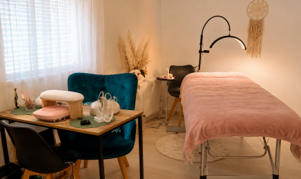 M - Beauté Des Mains et Du Regard  : Manucure à Maromme