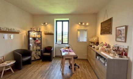 Douceur des 5 sens : Manucure à Villard