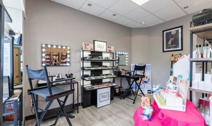 Belle Ô Naturel : Coiffeur à Falaise