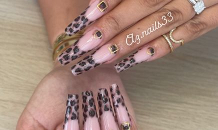 Az Nails : Manucure à Lormont