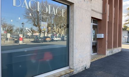 Backstage Coiffure  : Coiffeur à Pont-Saint-Esprit