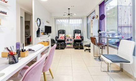 Beauté de Crystal : Manucure à Antony
