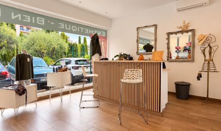 Emmanuelle C | Coiffure & Esthétique  : Coiffeur à Nice