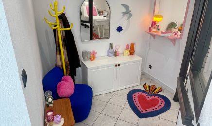 Rouge Aux Ongles : Institut de beauté à Abeilhan