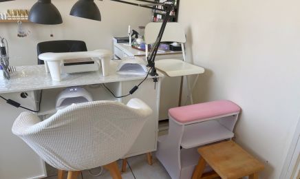 Maria Head Spa & Nail Art : Coiffeur à Tosse