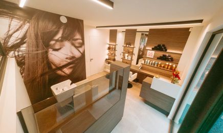 Villa N : Coiffeur à Presles