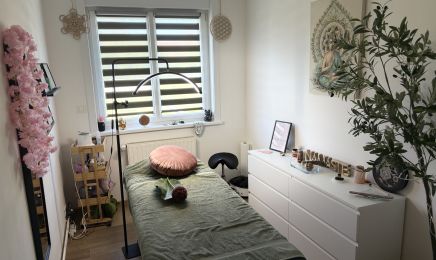 Univers beauté by Vanessa  : Manucure à Bouchain