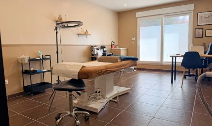 JOY : Institut de beauté à Estaires