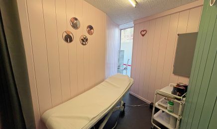 Léa Beauté : Manucure à Ambert