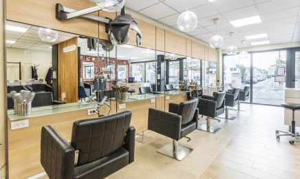 Jean Guillaume Aubry : Coiffeur à Lucé