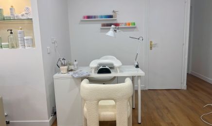 Coiffure By H  : Coiffeur à Ambarès-et-Lagrave