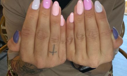 Nails By Faniliok : Manucure à Marseille