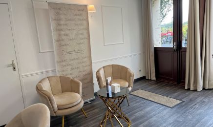 L'institut du Musée : Manucure à Lens