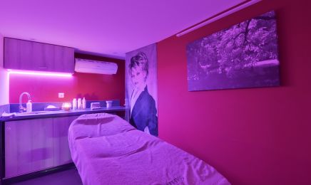AGC Coiffure & Esthétique  : Coiffeur à Donzère