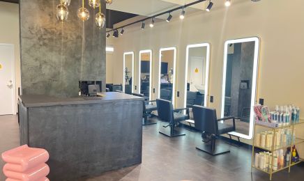 Salon Monic: Friseur in Karlsfeld