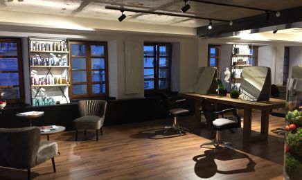 Christophe Nicolas Biot Maison de beauté - Mulhouse : Coiffeur à Mulhouse