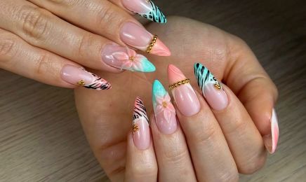 Pretty Little Nails : Manucure à Chelles