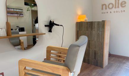NOLIE Hair & Color : Coiffeur à Lucenay