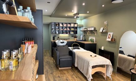 Entre Nous | Coiffure & Bien-Être • Head Spa : Coiffeur à Châteaubourg