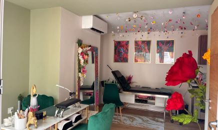 Sylvia' Beauty : Manucure à Nancy