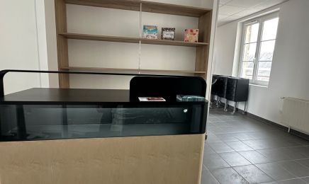 Lycée Saint Anselme - Pôle Coiffure : Coiffeur à Bernay