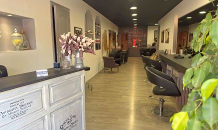 Chez lili : Coiffeur à Béziers