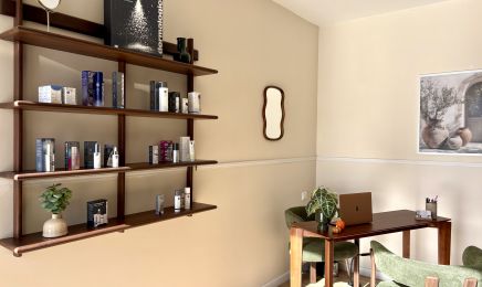 Maison Coralie | Expertise de la Peau - Dermalogica - Kobido - LED Thérapie : Manucure à Écouflant