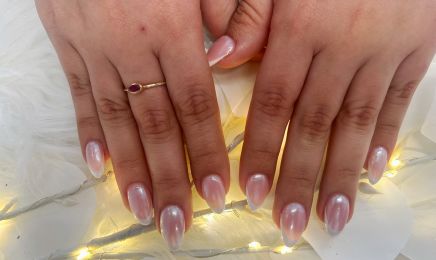 Glow up Nails & Beauty : Institut de beauté à Melun