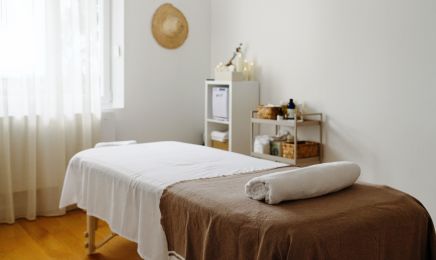 Maison Louise : Institut de beauté à Sathonay-Camp