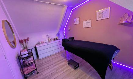 Glow By Lili : Institut de beauté à Ploumagoar