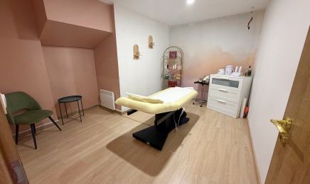 A.L.B.A BEAUTE : Manucure à Pleine Fougères 
