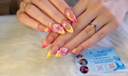 C & L Nail's 37 : Institut de beauté à Bois-Colombes