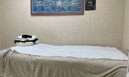 Thiraviya beauté  : Manucure à Asnières-sur-Seine