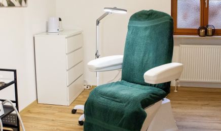 Kosmetikstudio Kleine Auszeit: Kosmetikstudio in Glonn