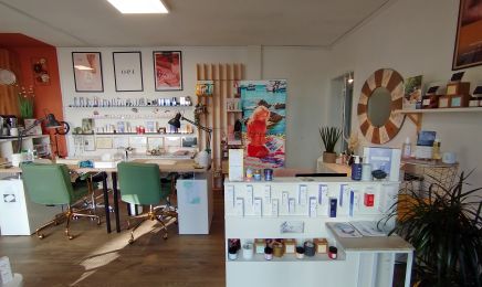 Anastasia Fée Main : Manucure à Clermont-Ferrand