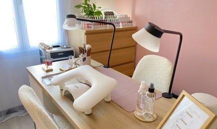 Maïrina Ongles et Bien-être : Manucure à Saint-Romain-la-Virvée