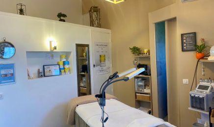 GlamVdermo Esthétique by Vanessa | Chez Coiffure Sabrina - Grasse : Institut de beauté à Grasse