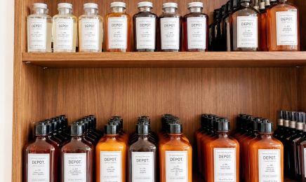 La Barbière du Luberon : Institut de beauté à Oppède
