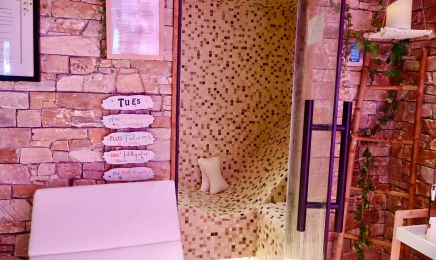 Spa privatif Harmonie des Sens : Espace bien être & Jacuzzi  : Institut de beauté à Manigod