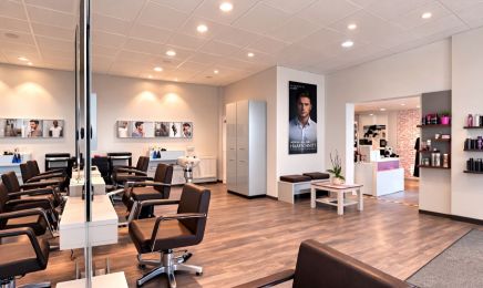 Melitta Trendfrisuren - Nordsteimke: Kosmetikstudio in Wolfsburg