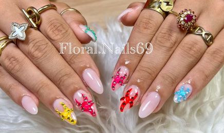 Floral.Nails69 : Institut de beauté à Thil