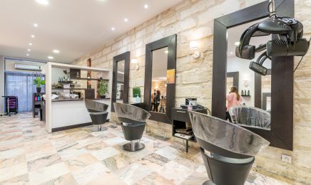 Hair coiff esthetica - Spécialiste Coloration Végétale : Coiffeur à Montpellier