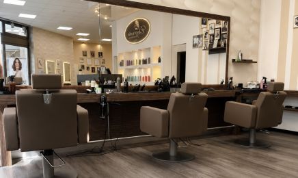 Friseursalon Elegancia in City: Friseur in Oldenburg (Oldb)