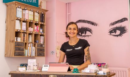 Le Sourcilarium : Manucure à Metz