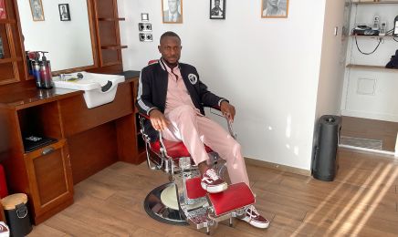 Ousmane Barber : Barbier à La Rochelle