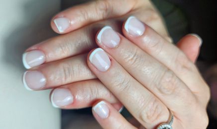 Ongles Enfolie : Institut de beauté à Rieux