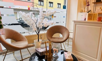 Fatima Ayad Beautysalon & Academy: Kosmetikstudio in Herten