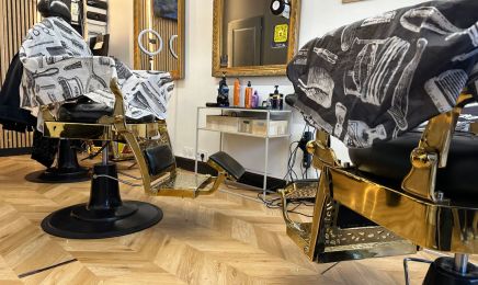 Zeneli  : Barbier à Caen